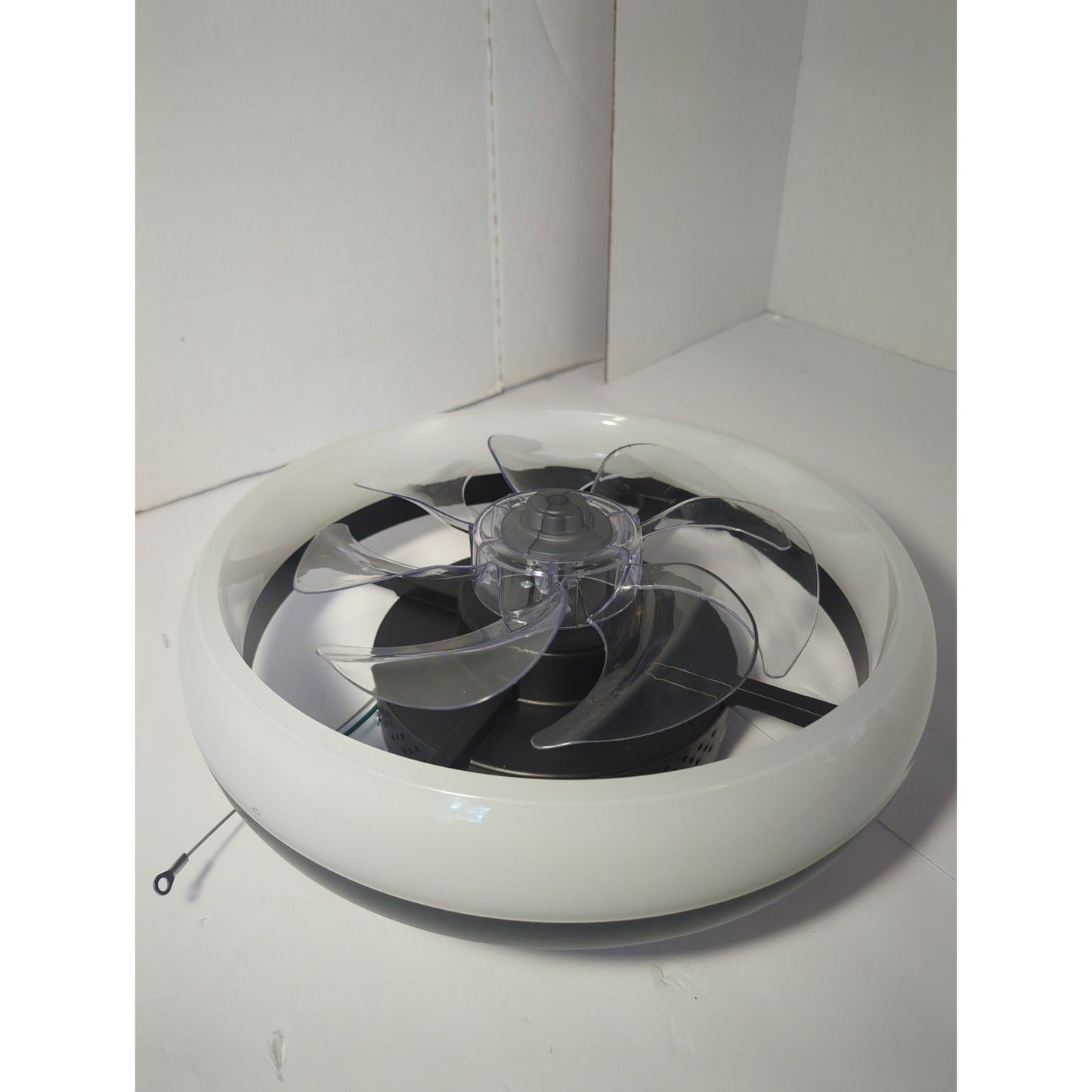 Bell+Howell 14'' Ceiling Fan And Light