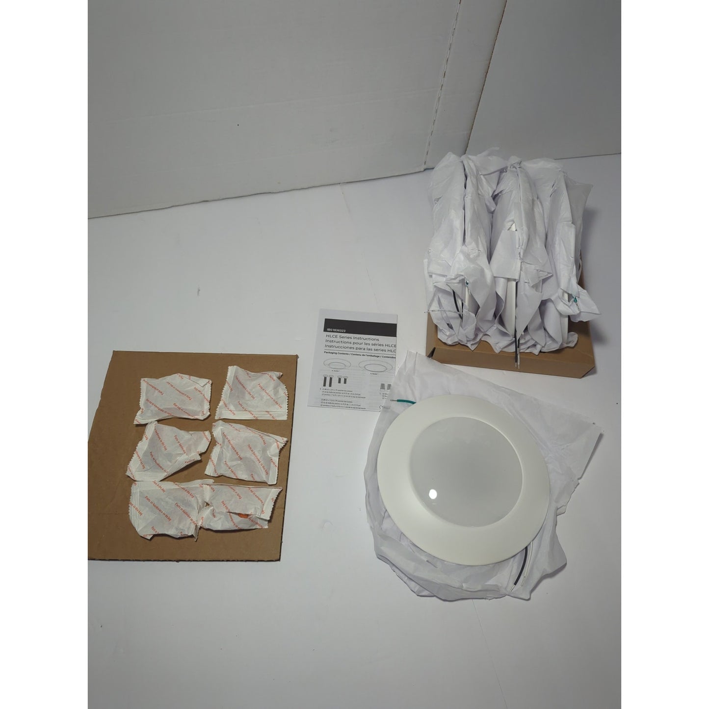 Halo Surface Light Contractor Bulk Pack 6'' 6 Count