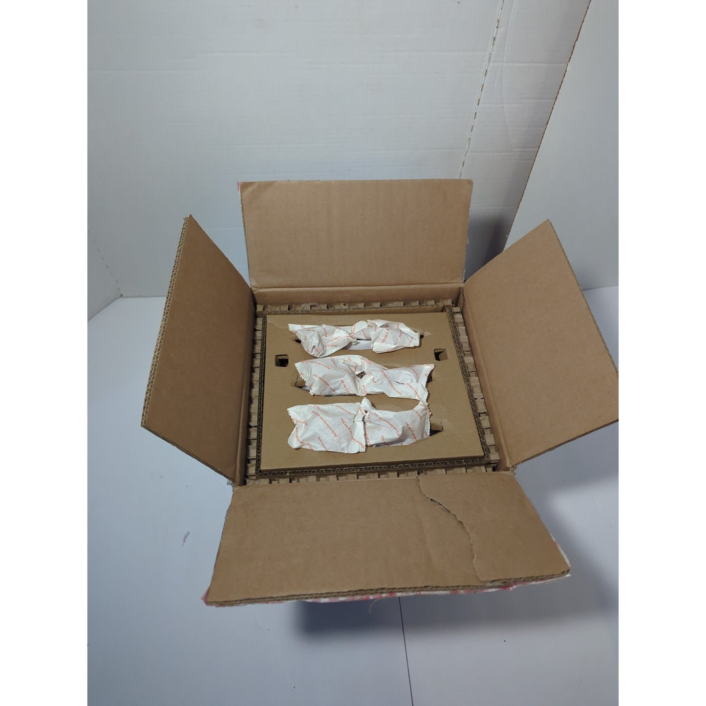 Halo Surface Light Contractor Bulk Pack 6'' 6 Count