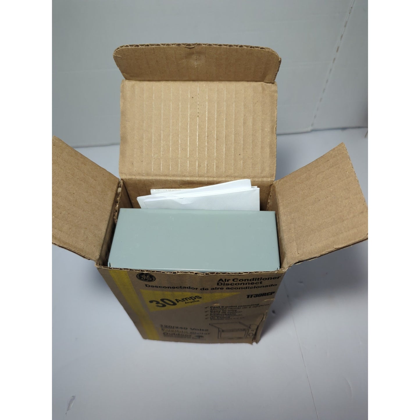 GE Air Conditioner Disconnect 30A 240V Fusible TF30RCP
