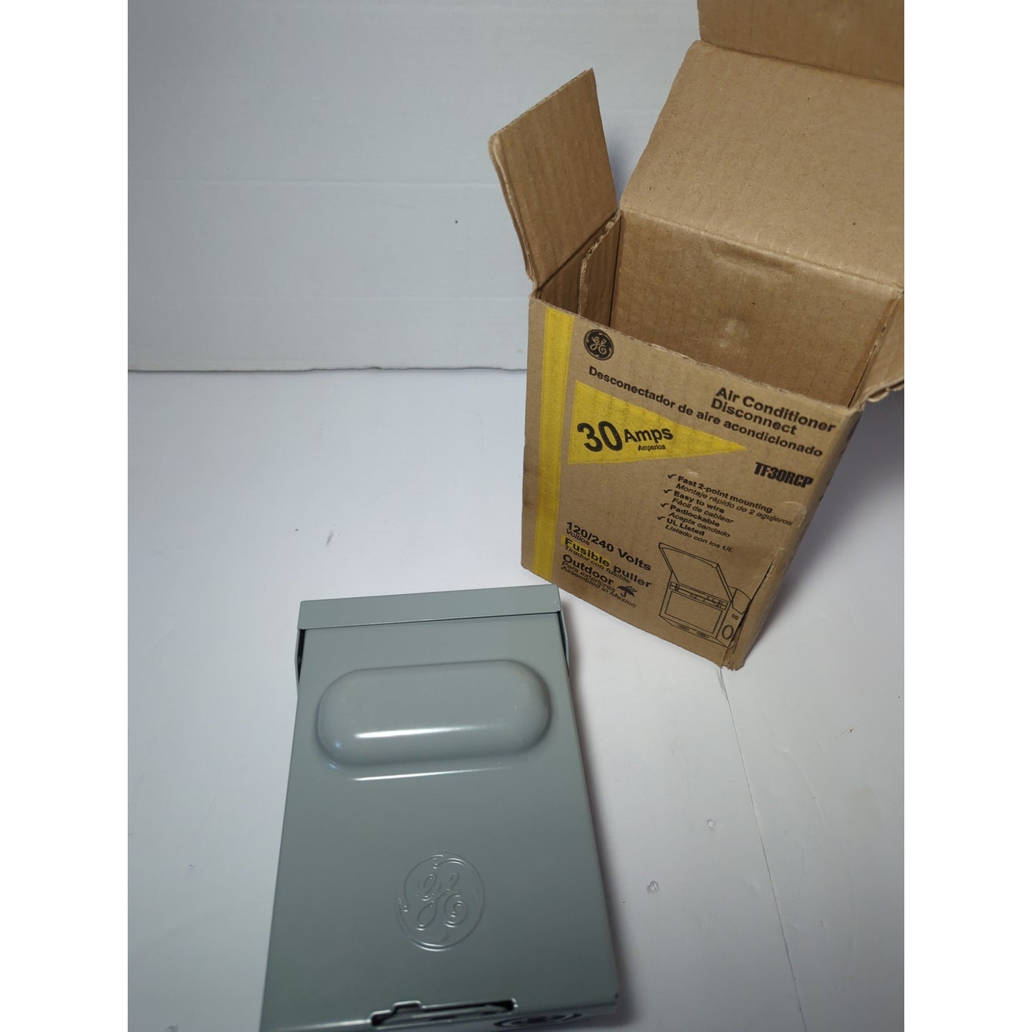 GE Air Conditioner Disconnect 30A 240V Fusible TF30RCP